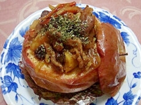 林檎カップの豚カレーオーブン焼き